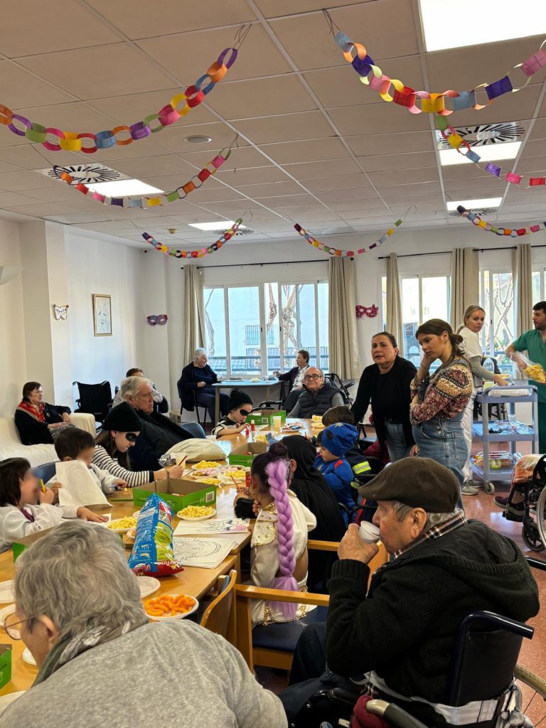 ¡Alegría y color! Una jornada de Carnaval inolvidable en familia